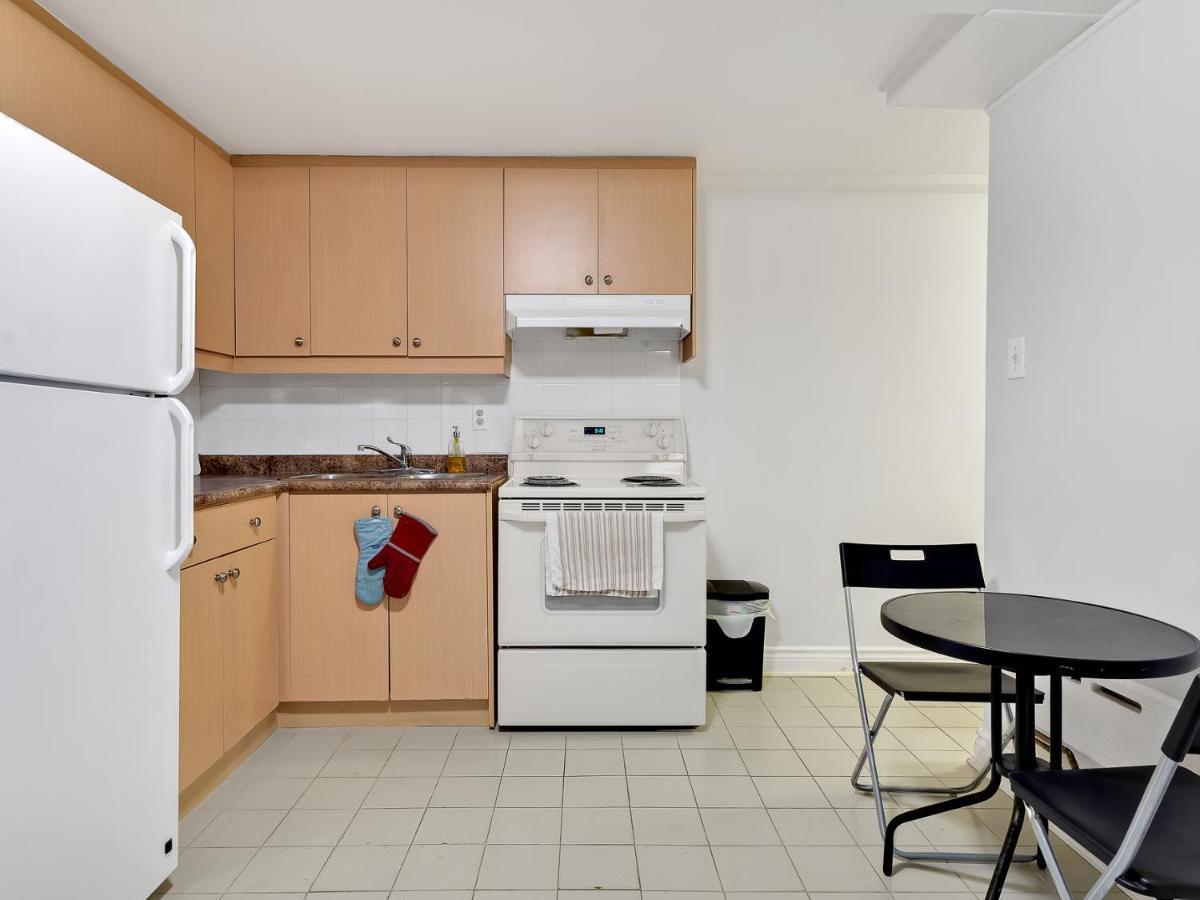 Very Cozy & Comfortable In Downtown Toronto Great Value! Appartamento Esterno foto